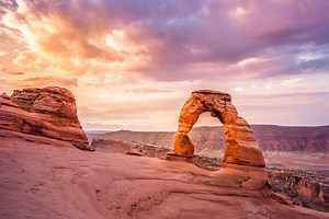 Utah's Delicate Arch Hike is Iconic and Absolutely Worth the Trek