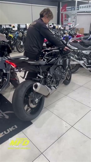 MFD大阪寝屋川店 大人気のYZF-R1✨
