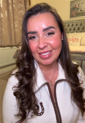 Easy Hair Curling Techniques with Straighteners