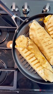 286K views · 3.1K reactions | Do you buy or make Shawarma? Do you add Sausages in your Shawarma? I personally don’t see a need to 路‍♀️ | Diaryofakitchenlover | Facebook