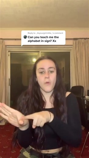 2.3K views · 29 reactions | Here is the alphabet in #bsl | Jade kilduff.2.0 | Facebook