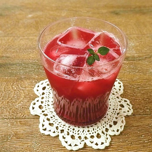 ミキサーで作るフレッシュザクロジュースの作り方 作り方・レシピ | クラシル