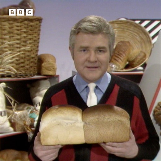 In 1986, a flour power revolution was taking place as more and more people shunned a sliced white for something a touch more artisanal - brown bread! But, if you wanted to follow the foodie craze without ditching your regular loaf, one Somerset baker had a unique solution. | BBC Archive