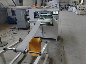 [Hot Item] Non-Woven Cloth Wire Mesh Knife Filter Pleating Machine