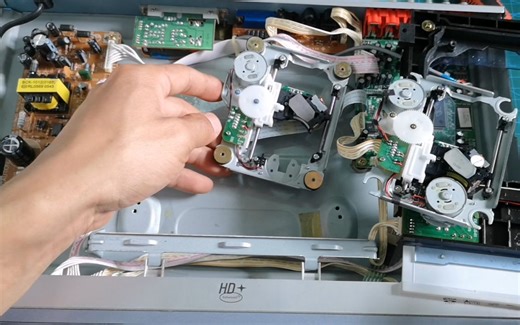 DVD不读碟显示无碟片，大部分都是激光头有问题！教你更换方法