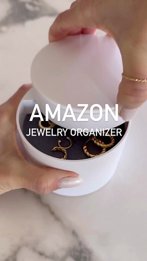 52K views · 42 reactions | Type: LINK for this jewelry organizer. This jewelry box holds all the daily favorites so you can quickly find everything. You can also take this organizer with you while traveling☺️ #amazonfinds #amazonmusthave #jewelrybox #organizingideas #amazonfinds2023 | Brooke's Buys | Facebook