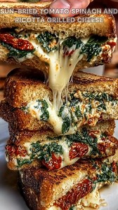 Bread buttered thick. Sprinkle parmesan, provolone, basil. Grill on medium-low for 4–6 minutes. This sun-dried tomato spinach and ricotta grilled cheese turns melty, garlicky, and packed with sweet tomato flavor. Ingredients ➤ 4 slices bread ➤ 8 tsp softened butter ➤ 2 oz shredded provolone ➤ 1/3 cup ricotta FULLL Recipe in First Cօʍʍеոτ 👇👇👇 | Nessy Recipes