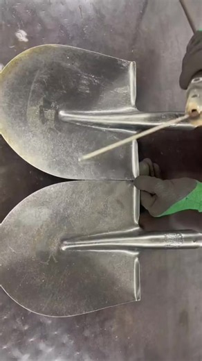 O melhor da solda: cenas de mecânica e soldagem