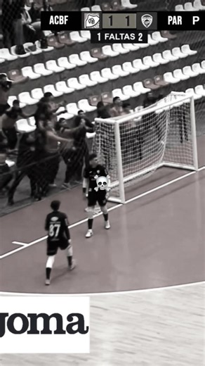 Goleiro futsal: best goalkeeper saves and skills