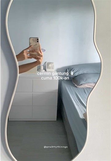 Aesthetic Hanging Mirrors for Your Space