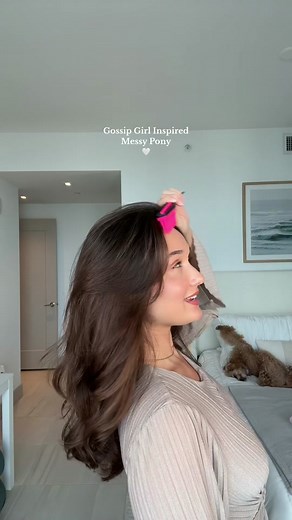 How to Achieve a Stylish Messy Ponytail like Serena van der Woodsen