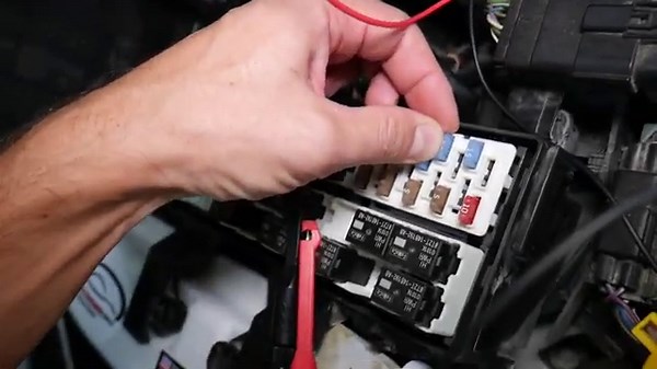 FORD F150 VCT SOLENOID FUSE LOCATION REPLACEMENT F 150 VARIABLE TIMING SOLENOID FUSE 2015 2016 2017