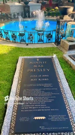 Elvis Presley’s Grave | Graceland Meditation Garden #elvis #elvispresley #graceland #famousgraves
