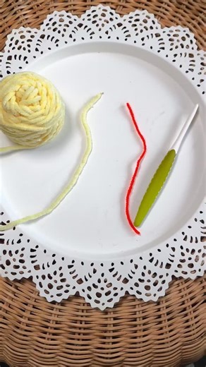 Nadine Langner Designs | Chenille yarn is beautiful, but magic rings can be frustrating. This is a small workaround that makes them much easier to handle. Use a... | Instagram