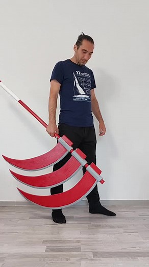 Hidan's Triple Scythe: A Naruto Shippuden Cosplay Prop
