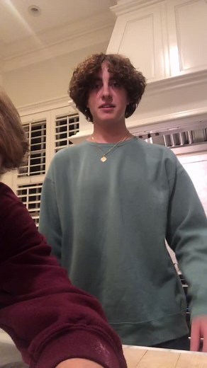 Collin B (@collin.brientnall)’s videos with maneater - favsoundds