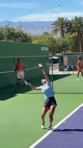 Emma Raducanu serve 🔥