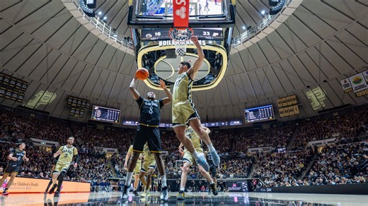 Benter's career-high 20 points lead No. 5 Purdue to a 101-60 rout of Kent State