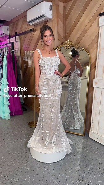 Elegant White Prom Dress for Senior Prom