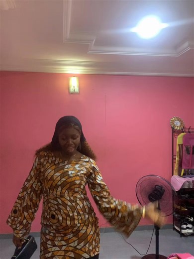 Good Energy Only😌🥰 My love for caveman songs ehh🥹🎶❤️ Happy First Sunday of Lent Fam✝️ May we all have a blessed week ahead ✨ #everyone #sundaygrwm #cavemen #fyp#CapCut