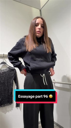 Essayage Thais : Patience et Shopping Réussi !