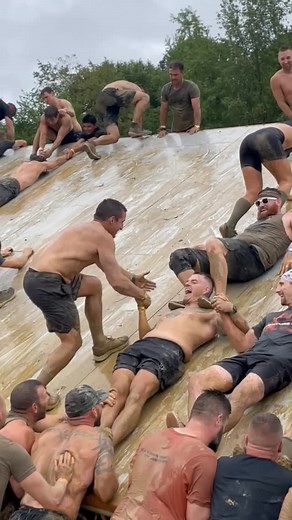 16K views · 818 reactions | Pyramid scheme was built for teamwork and coordination 欄Take on the challenge with your team when you sign up for your next Tough Mudder event today  Sign up for a 2026 Tough Mudder event today Link in Bio #toughmudder | Tough Mudder | Facebook