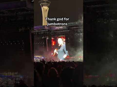 Thank God for Jumbotrons - Korn Live at Sick New World