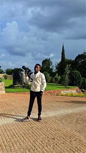 Best studio in Thika town,Nairobi kenya... we are in Nelleon centre, 2nd floor room 205, call us on 0707817829.. we are also in Ruiru Bypass kamakis... 100M from thika road just before exit 11.... KSH 300 PER PHOTO Embu town, Dom Plaza, 1st floor. Emik Studios Kamakis Branch Emik Studios Embu Town #gainwithtripplestephen #gainwiththeepluto #photoshoot #thika #thikaphotographers #mkultra #makeup #kenyantrends #fypシ #viralシ2024 #gainwithpolasha #followersシ゚viralシ #fyp. #thikatowntoday | Emik Studi