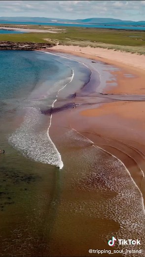 The beauty of beaches in Achill Island. #discoverireland #ireland🇮🇪 #ireland🇨🇮 #irishdaily #irishcliff #irelandtravel #achillisland #ireland