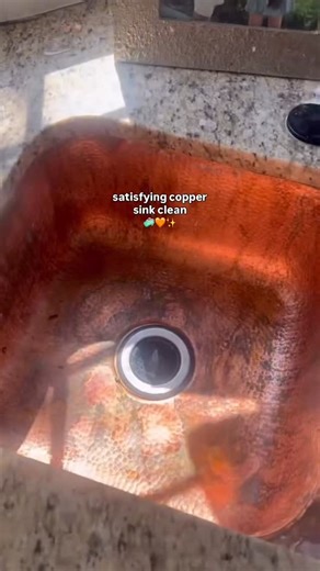 1.7K views | From 癩裂 to…. 﫧 Jaw, dropped. Maintaining a clean copper sink has never been easier — just grab your Handheld Power Spin Scrubber for the ultimate deep-clean. : @stealsanddeals2 #satisfyingclean #sinkclean #kitchenclean #coppersink #copperclean | Casabella | Facebook