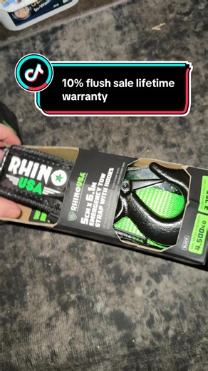 Rhino USA recovery/towing strap with lifetime warranty metal hooks, heavy duty#rhinousa #recoverystrap#towingstrap#lifetimewarranty#heavyduty@Rhino USA