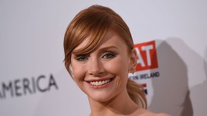 Bryce Dallas Howard va faire ses débuts derrière la caméra - RTBF Actus