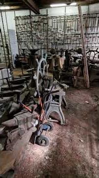 MM01 - Blacksmith anvil - The forgotten museum of old tools -