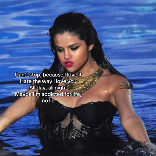 This song is a classic and the music video is iconic #selenagomez #foryoupage #viral #selena #fyp
