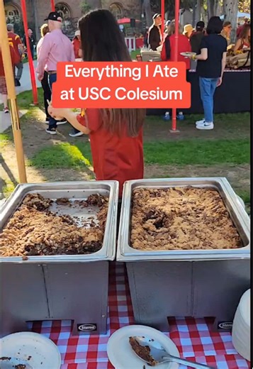 Top Stadium Food Ratings at USC with Vivid Seats