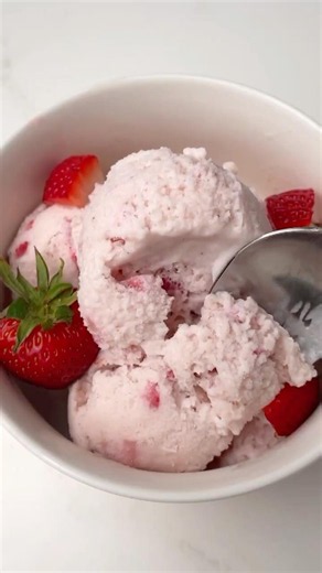 best Strawberry Ice cream (from scratch)