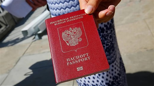 Video. EU tightens multiple-entry Schengen visa rules for Russian citizens