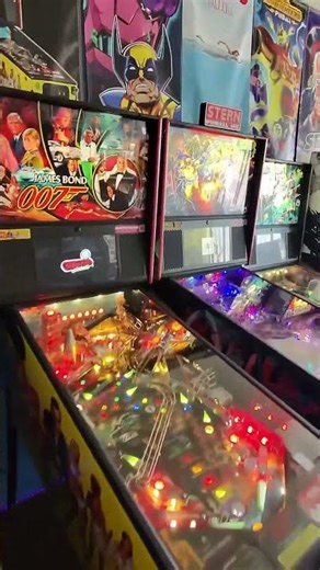 40 Pinball Machines in Long Beach, CA #pinballarcade #losangeles