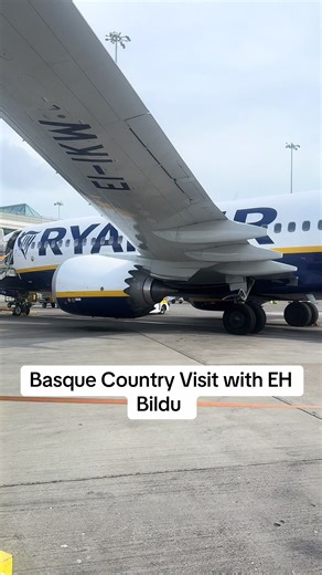 Solidarity with our friends and comrades in the Basque Country, your struggle is our struggle - long live international solidarity ✊❤️💚#basque #derry #internationalsolidarity #borroka #BatEgin