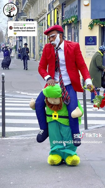 Réponse amusante à Mahmoud NY : la comédie française