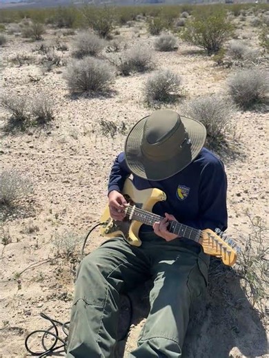 Roland Cube Street Mini Demo (Clean)