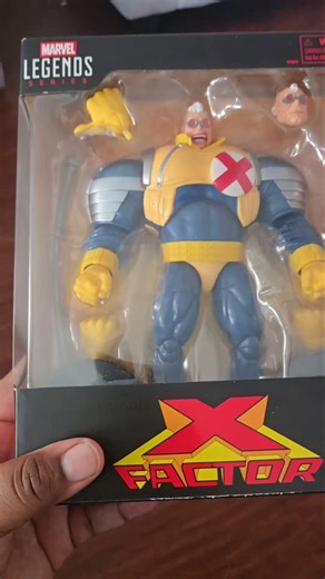 Marvel Legends Strong Guy Review 💪🏽🔥 | Unique Build & Articulation Test!