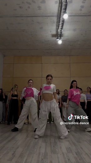 #incredibledance #dance #dancer #foryoupage #foryou #fyp #choreography #choreo #dancemoves #howtodance