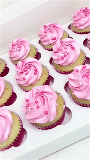 Pink cupcakes 🩷🧁 #cake #cupcakes #pink