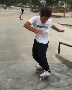 That ender though @micky_papa 🤯. . . Follow @activerideshop for everything 🛹. . . . . #activerideshop #theactivearmy #skateboardingisfun #skatecrunch | Active Ride Shop