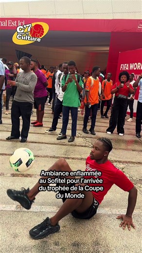Le Sofitel vibre actuellement à l’occasion de la cérémonie d’arrivée du trophée de la Coupe du Monde. Une ambiance festive, énergique et pleine de fierté nationale règne parmi les invités et le public présent. Musique, joie, chants et émotions se mêlent pour célébrer ce moment unique autour du symbole le plus prestigieux du football mondial. 💫✨ #CoupeDuMonde #Trophe ́e