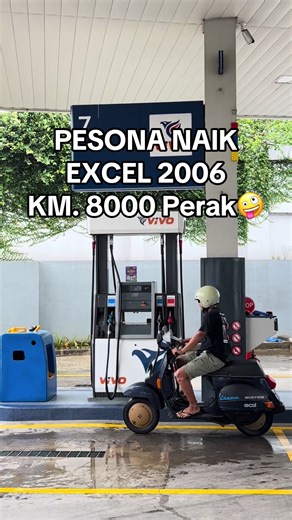 Coming soon👀 —- Vespa Excel 2006 Full Paper Plat B Original Paint KM.8000 Perak —- Whatsapp/DM‼️ Jangan sampe keduluan‼️ dicheck dengan seksama dan dalam tempo yang sepuas puasnya🙌🏻 #vespa #vespaexcel #vespaexcel150 #original #jualvespa