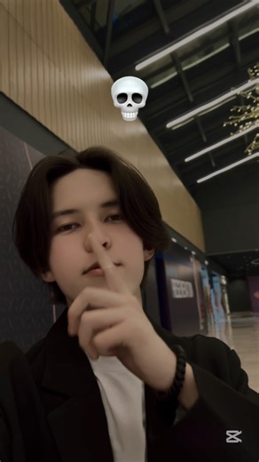 JAVOHIR on Instagram: "Man etgan daramala shunaqa toʻrimi.😂 unda (oʻpishish sahnalari ) yo🙂‍↕️😂 #rek #toshkent #reels #top #reklam #rells #rekkachiq"