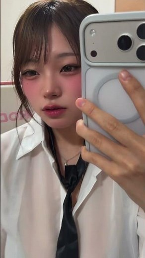 誰かネクタイの結び方教えてください、、、