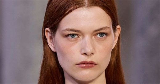 ¿Sabes dónde comprar barros para teñir el pelo? La coloración que potencia su tono con reflejos y matices